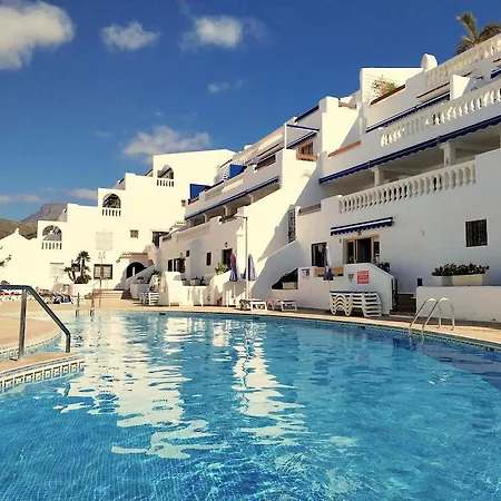 Lovely Cristianos Heated Pool Apartman Santa Cruz de Tenerife