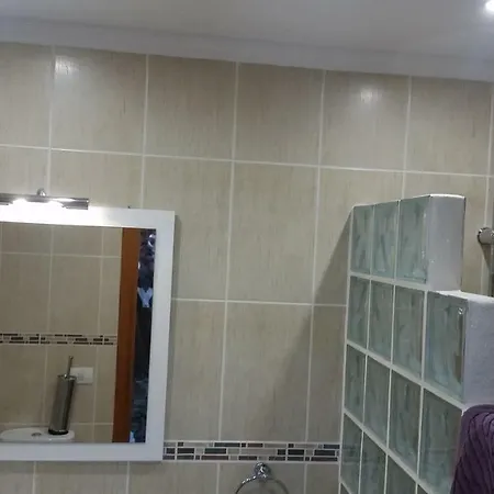 Lovely Cristianos Heated Pool Apartman *