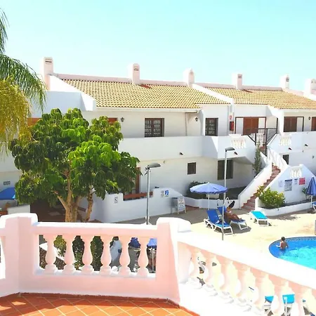 Lovely Cristianos Heated Pool Santa Cruz de Tenerife