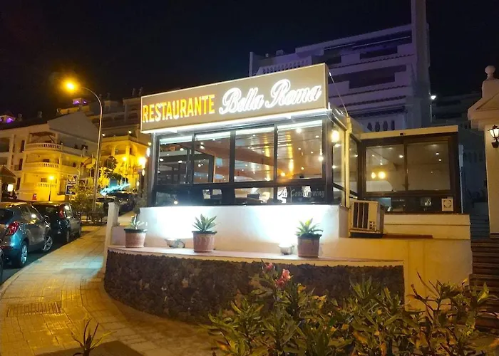 Lovely Cristianos Heated Pool Santa Cruz de Tenerife