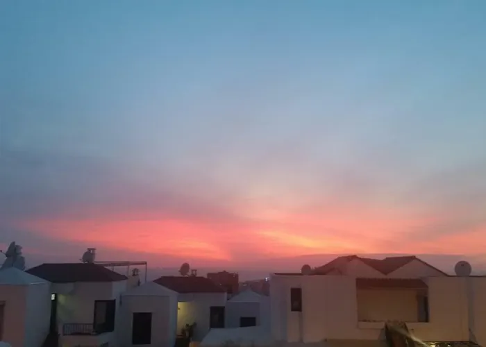 Lovely Cristianos Heated Pool *