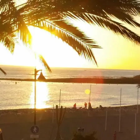 アパート Lovely Cristianos Heated Pool *